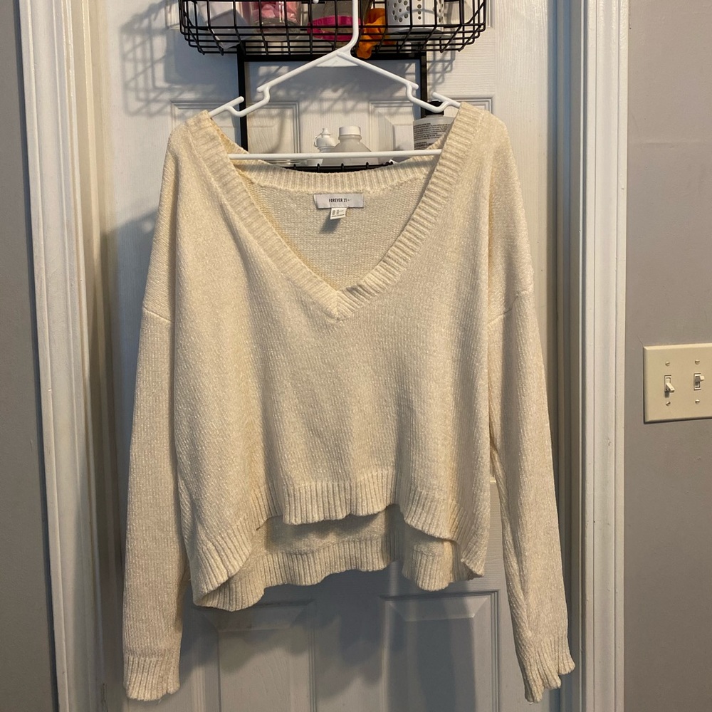 cropped sweatshirt